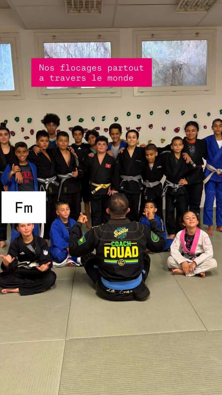 Flocage de kimono : judo, karaté, JJB, l’image qui vous met en avant
